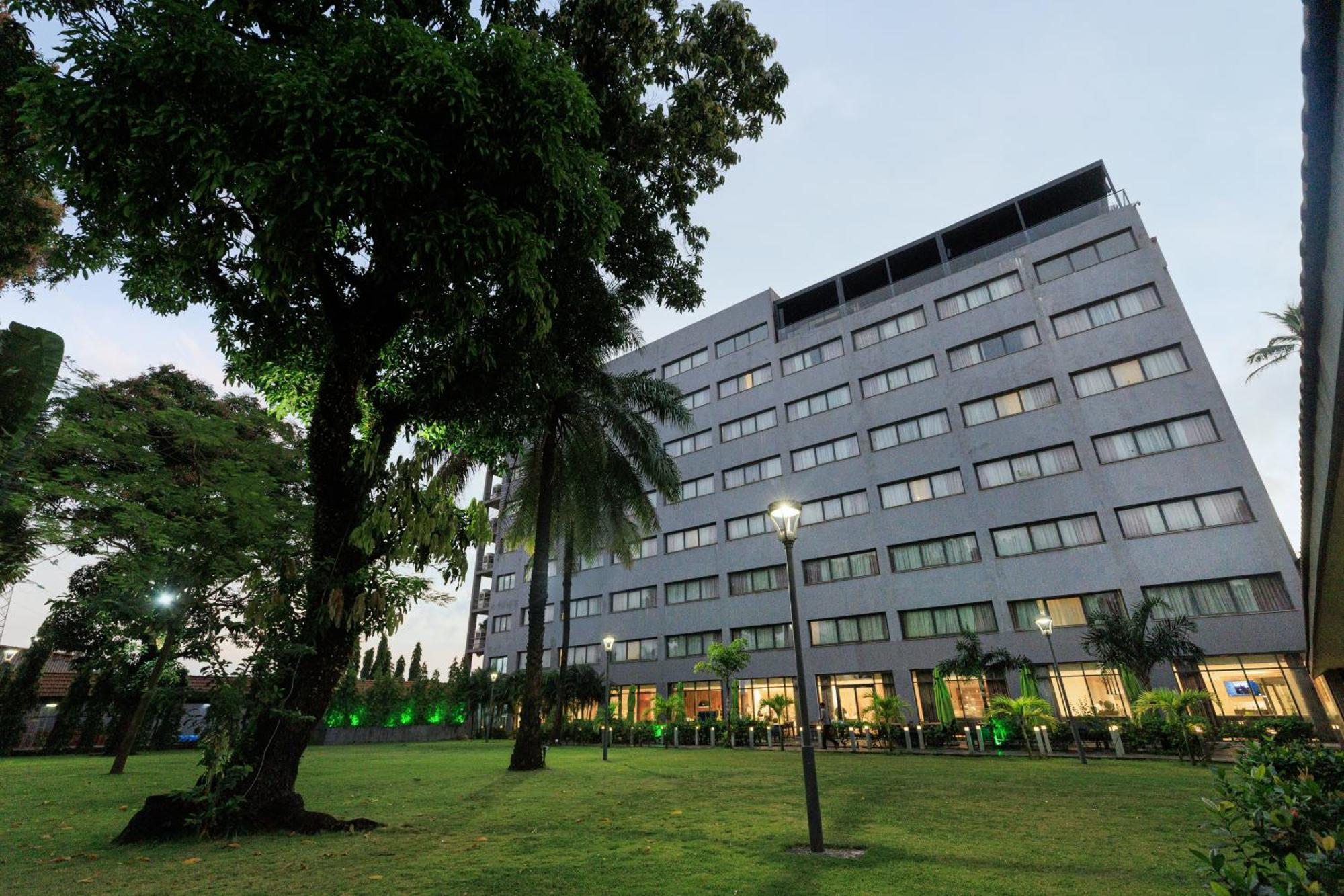 Riviera Royal Hotel Conakry Kültér fotó